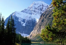 马来西亚羽毛球公开赛：我国头号女单杨佳敏止步八强.